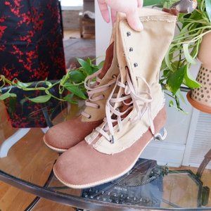 Vintage Camper Boots